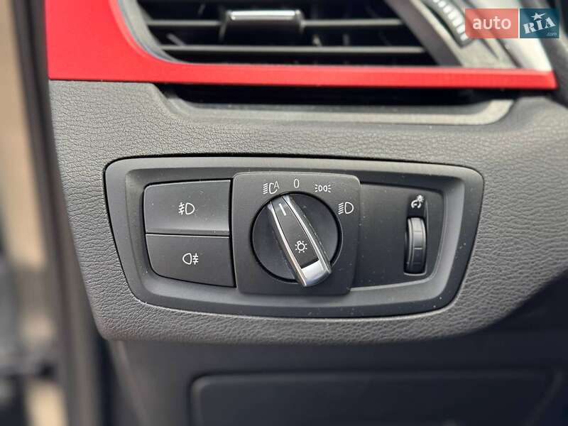 Позашляховик / Кросовер BMW X1 2016 в Києві