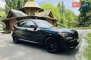 Позашляховик / Кросовер BMW X1 2015 в 