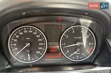 Позашляховик / Кросовер BMW X1 2011 в 