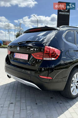 Позашляховик / Кросовер BMW X1 2014 в 