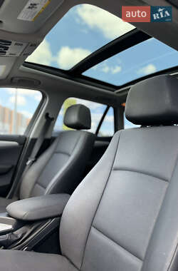 Позашляховик / Кросовер BMW X1 2014 в 