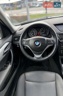 Позашляховик / Кросовер BMW X1 2014 в 