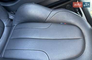 Позашляховик / Кросовер BMW X1 2016 в 
