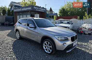 Внедорожник / Кроссовер BMW X1 2010 в Хмельницком