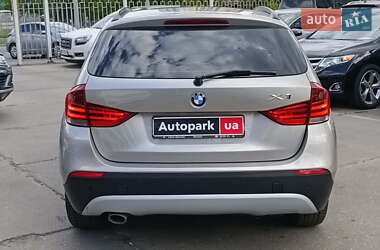 Позашляховик / Кросовер BMW X1 2010 в 