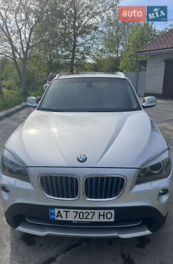 Внедорожник / Кроссовер BMW X1 2011 в 