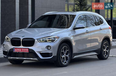 Внедорожник / Кроссовер BMW X1 2016 в Киеве