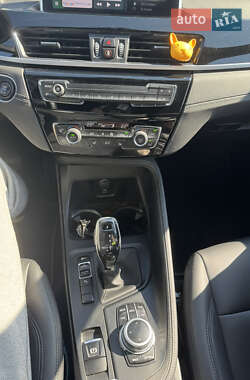 Внедорожник / Кроссовер BMW X1 2020 в 