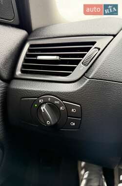 Внедорожник / Кроссовер BMW X1 2011 в 