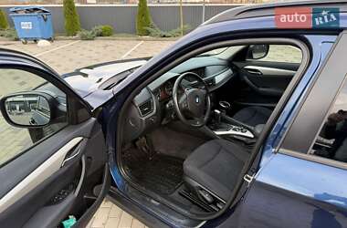 Внедорожник / Кроссовер BMW X1 2011 в 