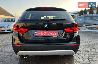 Позашляховик / Кросовер BMW X1 2011 в 