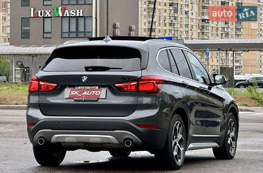 Внедорожник / Кроссовер BMW X1 2015 в 