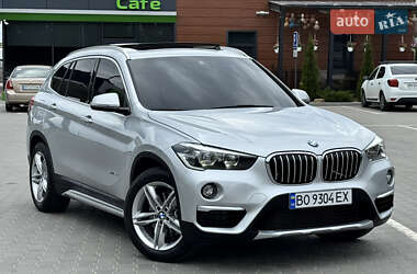 Внедорожник / Кроссовер BMW X1 2015 в 