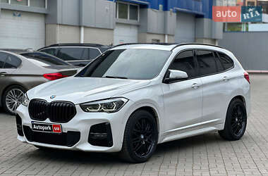 Внедорожник / Кроссовер BMW X1 2015 в Одессе