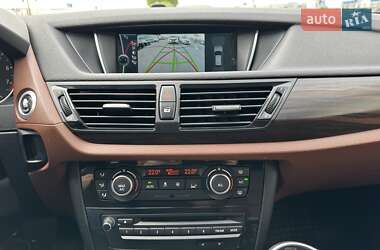 Внедорожник / Кроссовер BMW X1 2014 в 
