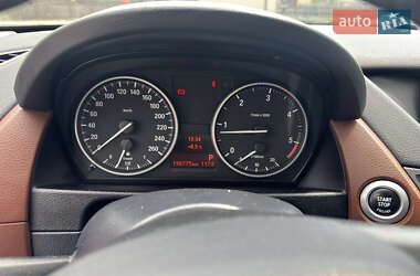 Позашляховик / Кросовер BMW X1 2013 в 