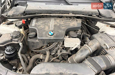 Позашляховик / Кросовер BMW X1 2013 в 
