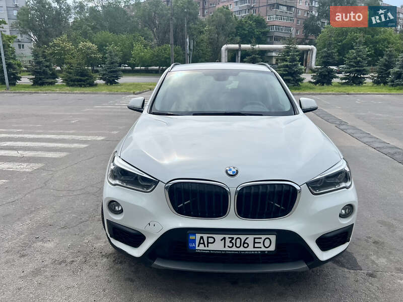 Позашляховик / Кросовер BMW X1 2018 в Дніпрі фото 6 Позашляховик / Кросовер BMW X1 2018 в Дніпрі