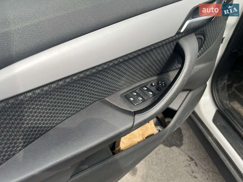 Позашляховик / Кросовер BMW X1 2018 в Дніпрі фото 35 Позашляховик / Кросовер BMW X1 2018 в Дніпрі