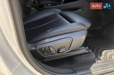Внедорожник / Кроссовер BMW X1 2017 в 