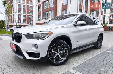 Позашляховик / Кросовер BMW X1 2015 в Івано-Франківську