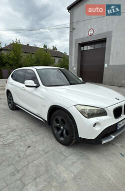 Позашляховик / Кросовер BMW X1 2010 в Зарічному