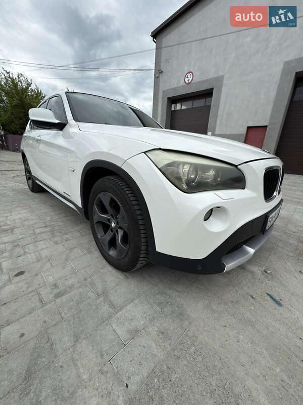 Позашляховик / Кросовер BMW X1 2010 в Зарічному фото 11 Позашляховик / Кросовер BMW X1 2010 в Зарічному