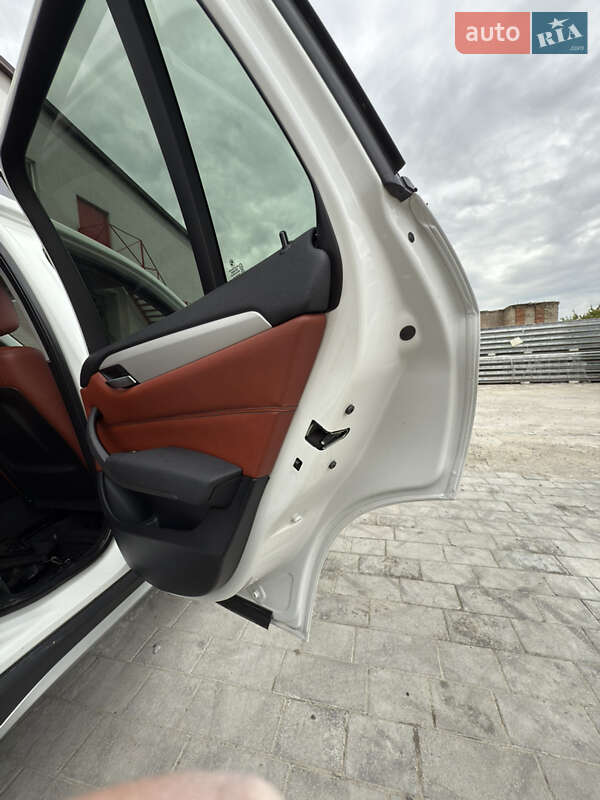 Позашляховик / Кросовер BMW X1 2010 в Зарічному фото 26 Позашляховик / Кросовер BMW X1 2010 в Зарічному