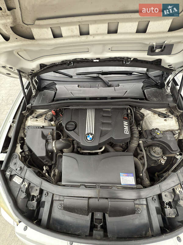 Позашляховик / Кросовер BMW X1 2010 в Зарічному фото 37 Позашляховик / Кросовер BMW X1 2010 в Зарічному