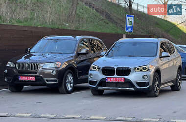 Позашляховик / Кросовер BMW X1 2016 в 