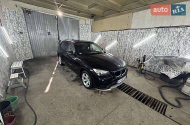 Внедорожник / Кроссовер BMW X1 2014 в Львове