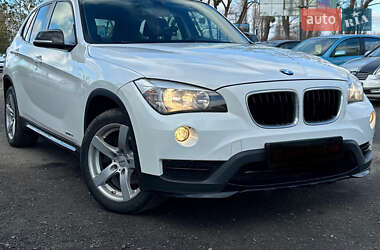 Внедорожник / Кроссовер BMW X1 2014 в Калиновке