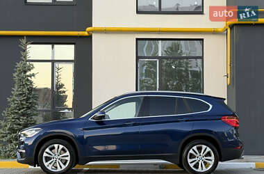 Внедорожник / Кроссовер BMW X1 2019 в 