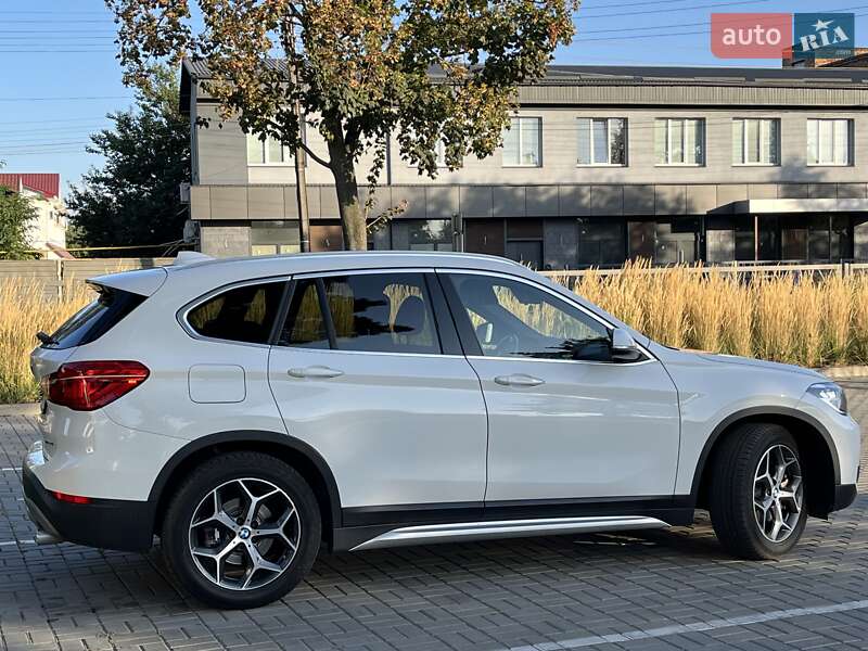Внедорожник / Кроссовер BMW X1 2018 в Черкассах