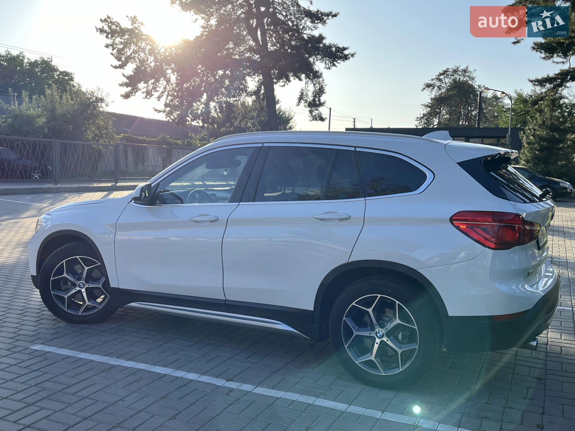 BMW X1 2018 VIN WBXHU7C39J5L07762 фото оголошення 6 з 13
