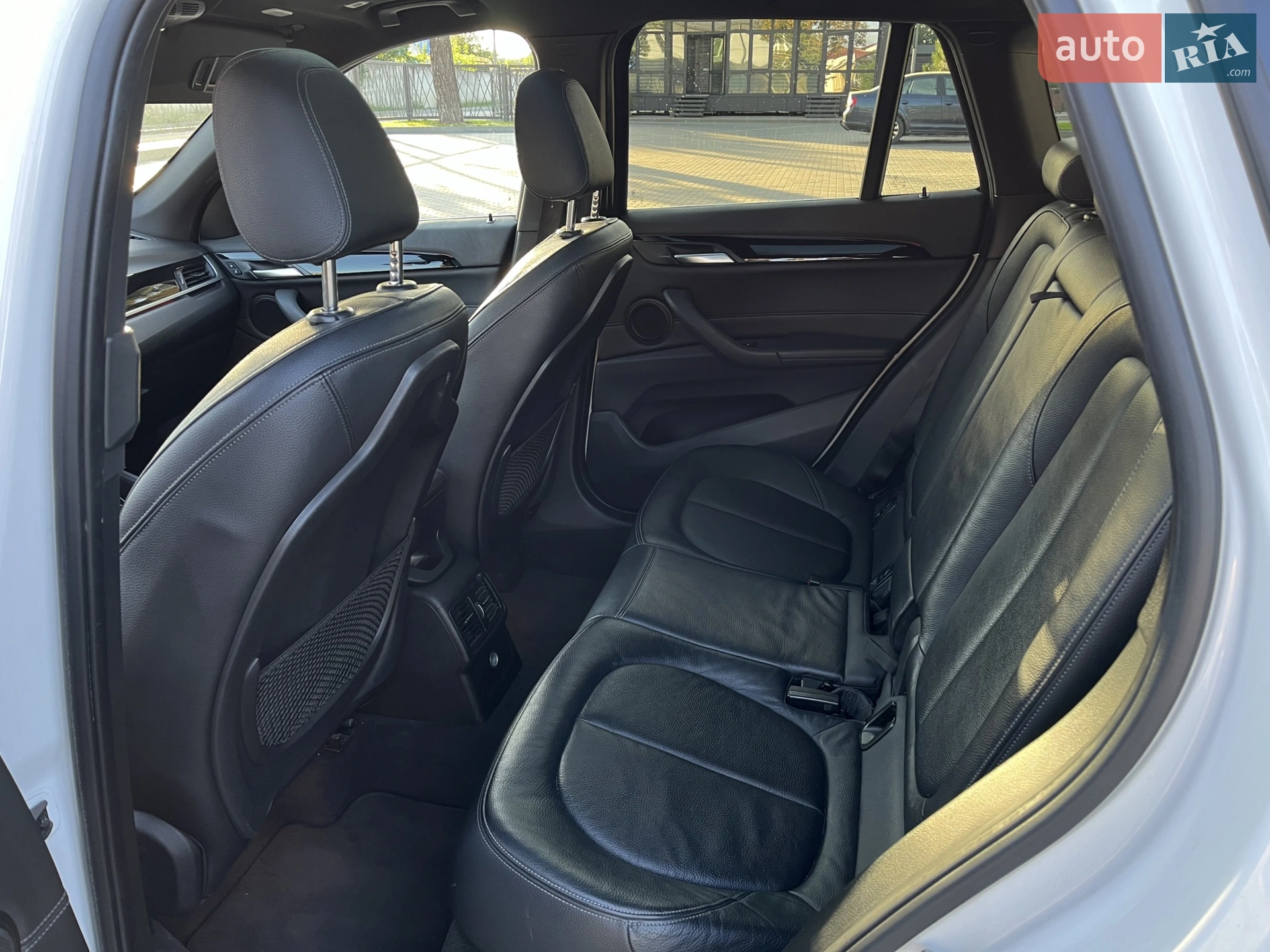BMW X1 2018 VIN WBXHU7C39J5L07762 фото оголошення 8 з 13