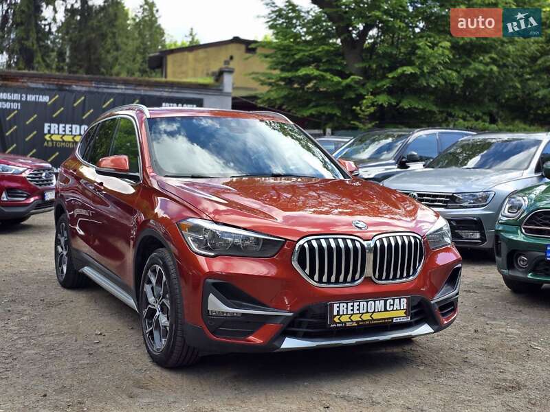 Внедорожник / Кроссовер BMW X1 2019 в Львове