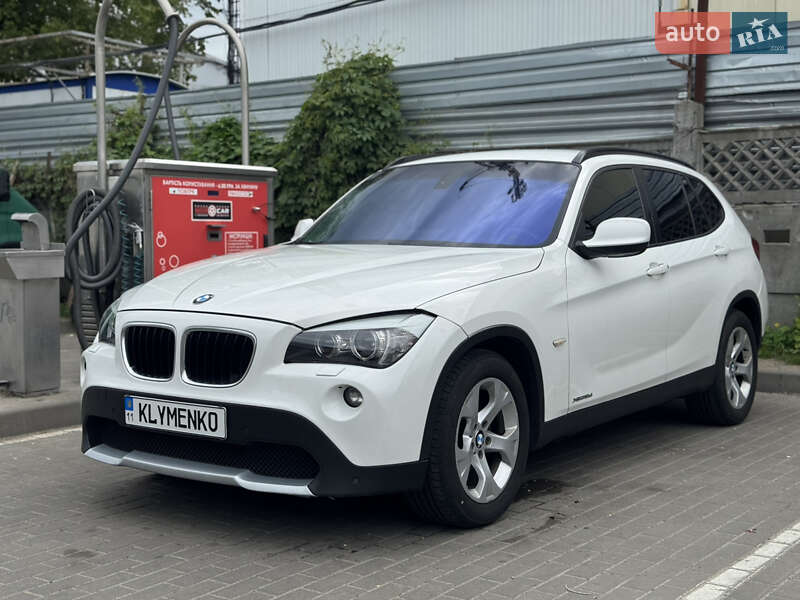 Позашляховик / Кросовер BMW X1 2012 в Києві