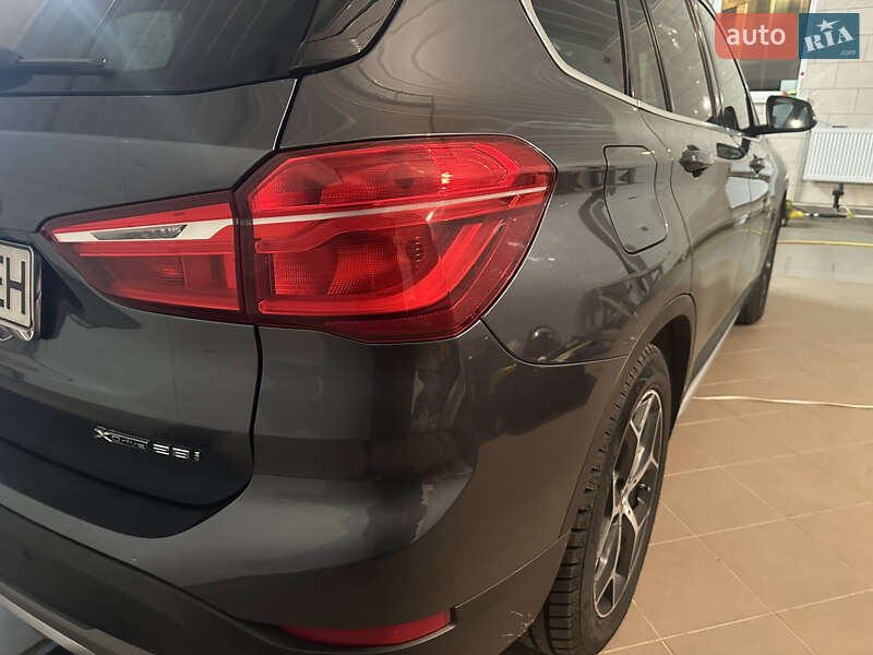 Внедорожник / Кроссовер BMW X1 2018 в Батурине