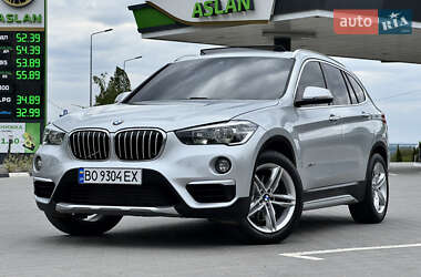 Внедорожник / Кроссовер BMW X1 2015 в Гайсине