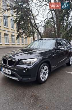 Позашляховик / Кросовер BMW X1 2013 в Києві