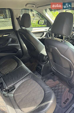 Внедорожник / Кроссовер BMW X1 2020 в 