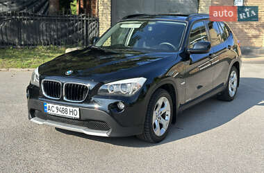 Внедорожник / Кроссовер BMW X1 2011 в Луцке