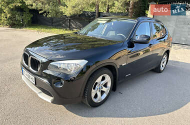 Внедорожник / Кроссовер BMW X1 2011 в 
