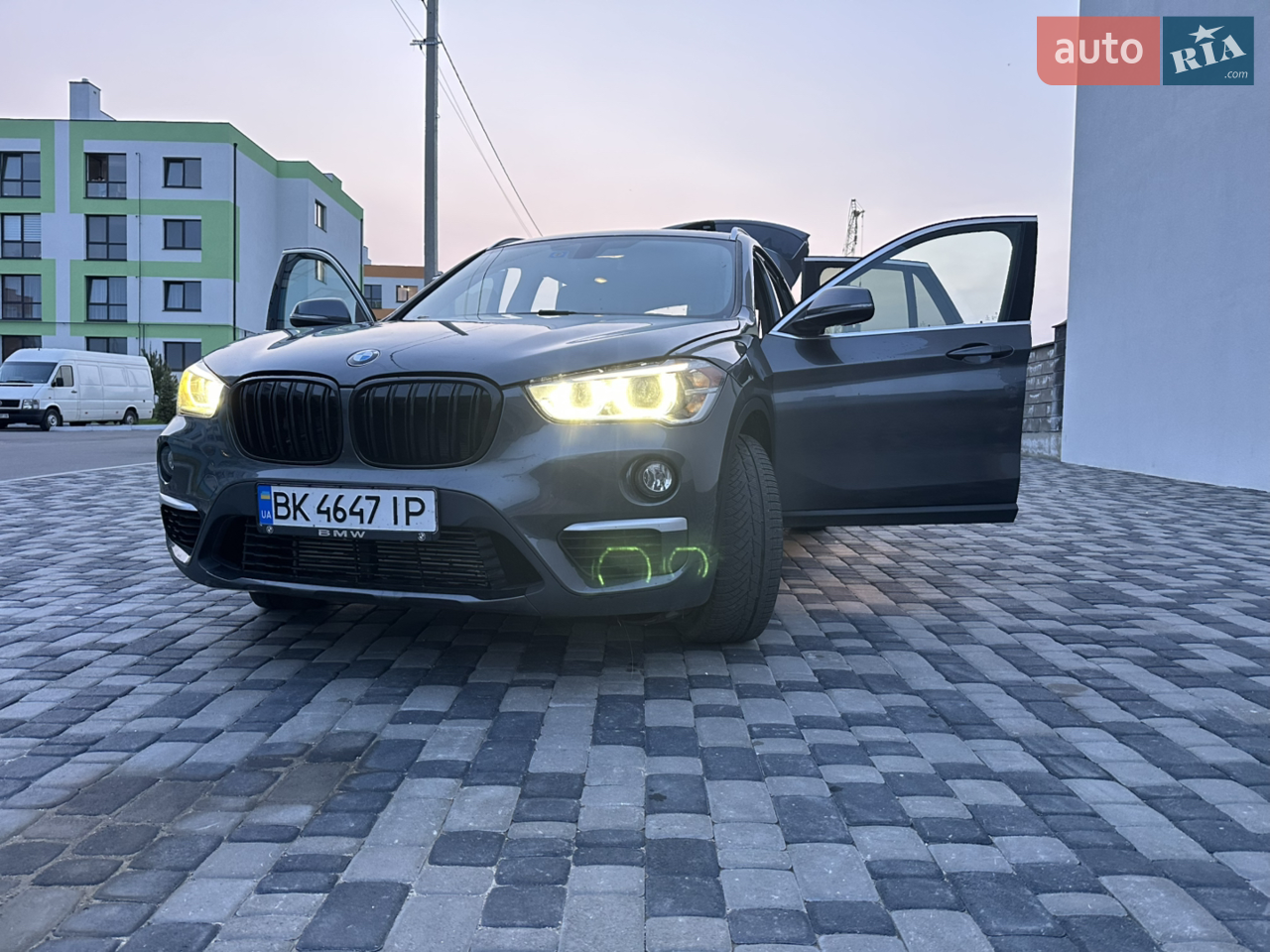 2016 BMW X1 - мініатюра 16