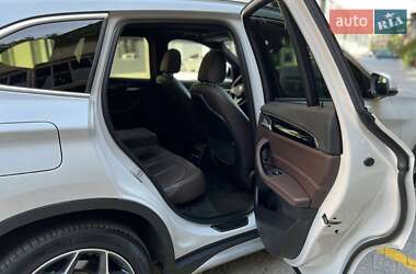 Внедорожник / Кроссовер BMW X1 2017 в 