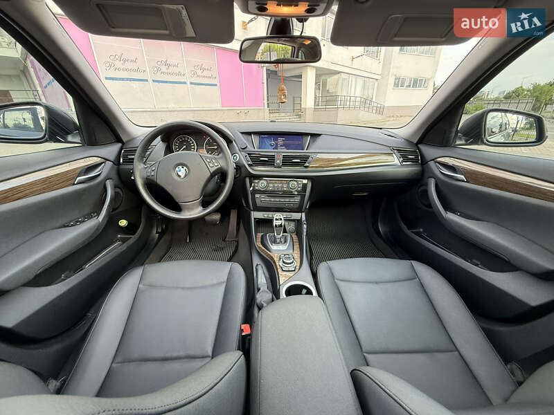 Внедорожник / Кроссовер BMW X1 2014 в Киеве