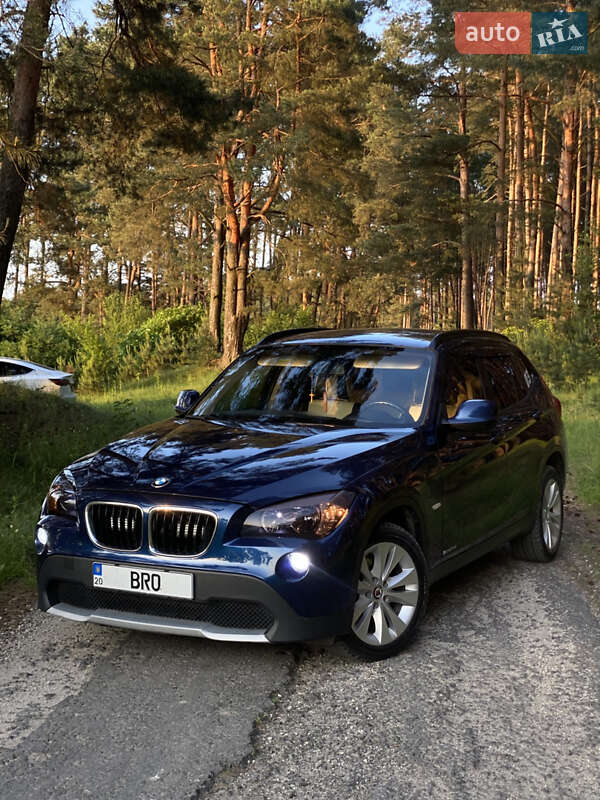 BMW X1 2011