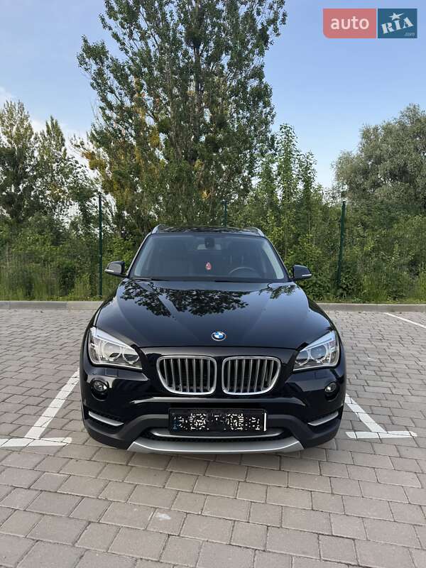 Позашляховик / Кросовер BMW X1 2014 в Луцьку