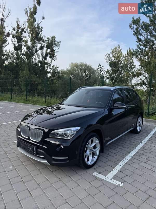 Позашляховик / Кросовер BMW X1 2014 в Луцьку